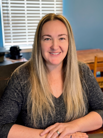 Pictues of Leslie Williams of the Law Office of Leslie A. Williams in Blue Springs, MO